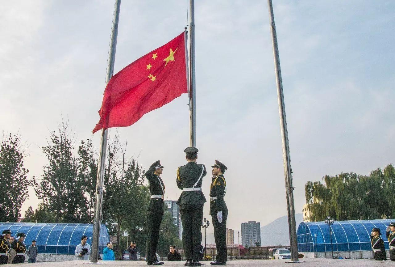 消逝的光芒：信徒